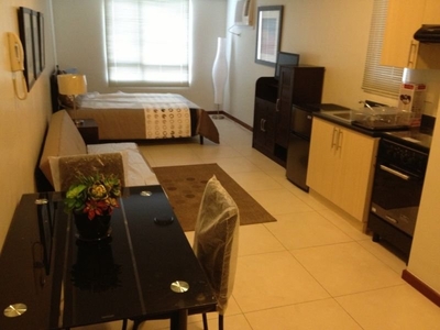 30 sqm, Studio, Fully Furnished (Negotiable)