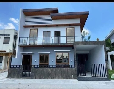 4 BEDROOM HOUSE AND LOT WITH SWIMMING POOL NEAR CLARK FREEPORT ZONE FOR RENT AND FOR SALE