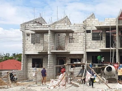 BRAND NEW TOWNHOUSE FOR SALE IN TAGAYTAY CITY