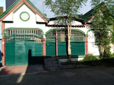 BUNGALOW HOUSE AND LOT FOR SALE IN MUNTINLUPA CITY