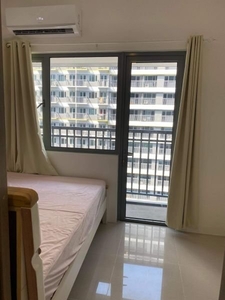 FULLY FURNISHED 1-BEDROOM UNIT W/ BALCONY at Fame Residences Tower 1