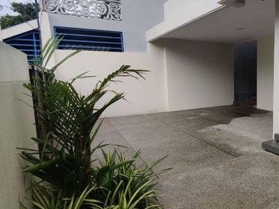 Good buy House and Lot in BF Homes Paranaque