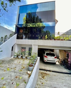 House and lot for Rent! 5 bedrooms 4 toilet and bath 2 car garage 3 storey house