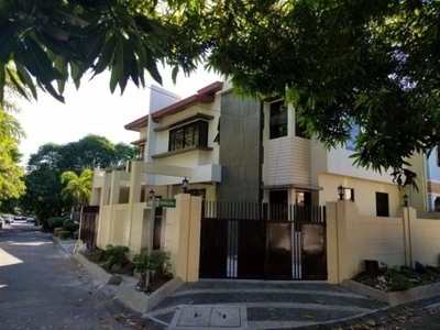 House for Rent in BF Resort Las Pinas