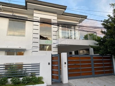 House & lot for rent in BF Homes Paranaque, Metro Manila!