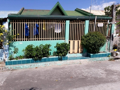 Rush Sale house and lot in Bacolod Near Camella Mandalagan