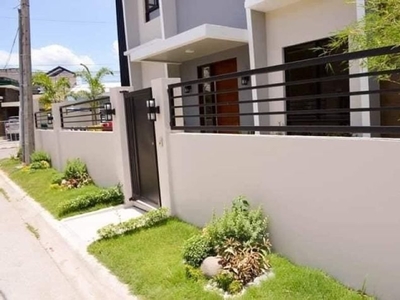 Single Detached House and Lot for Sale in B.F Homes Paranaque beside Concha Cruz