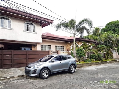 Split-level Bungalow House for Sale in BF Homes, Para?aque