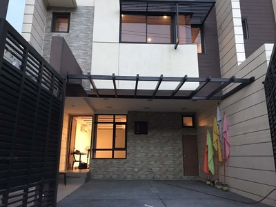 Townhouse for Sale in Scout Ybardolaza