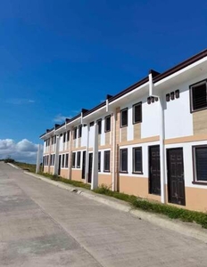 Townhouse For Sale In San Agustin, Tiaong