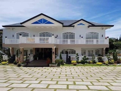 Villa For Sale In Francisco, Tagaytay