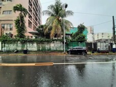 Commercial Lot with Old Disappated House at Taft, Manila