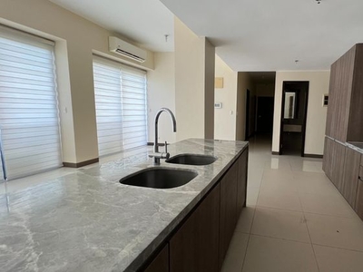 3BR Condo for Sale in St. Moritz, Mckinley West, Taguig