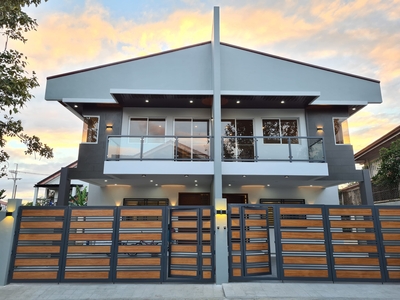 Newly Built Modern Duplex House fo Sale in Bf Resort