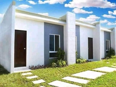 Townhouse For Sale In Alupay, Rosario