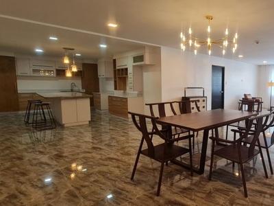 5 Bedroom House and Lot for Sale in Alabang Hills, Muntinlupa