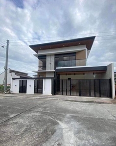 Modern Contemporary House For Sale in San Fernando, Pampanga