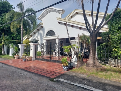 Well Maintained House And Lot with Heated Swimming pool For Sale In Ayala Alabang Village