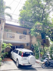 Townhouse For Sale In Guadalupe Viejo, Makati