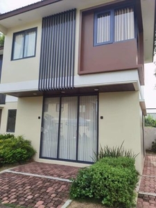 For Sale: 2 Storey Inner Unit Dahlia Townhouse Elisa Homes in Bacoor, Cavite