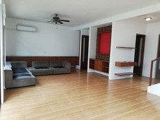 4 bedroom McKinley Hill Village House for Sale/Lease