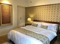 ONE BEDROOM FOR SALE AT THE LERATO ( RCBC & PBCOM AYALA)