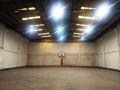 1,100sqm-Warehouse for Lease in Novaliches, Quezon City