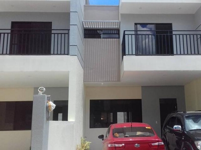 Beautiful House and Lot in Singzon Guadalupe, Cebu City 4bedrooms