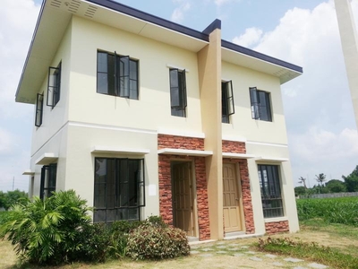 Duplex House and Lot near SM and Robinson's Sta Rosa