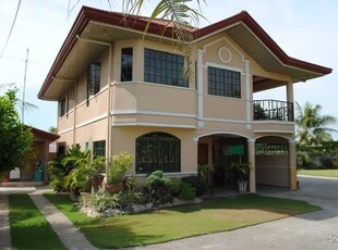 House & Lot For Sale 6BR Near Papa Kit's Marina Liloan Cebu