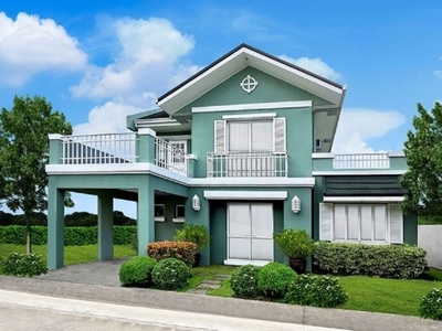 FOR SALE: 5-BR 2-Storey Family House & Lot in Bacoor Cavite