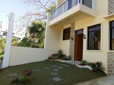 Sale 3 Bedroom House & Lot in an Executive Village near Antipolo Robinsons Mall
