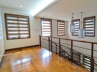 House For Sale In Mariana, Quezon City