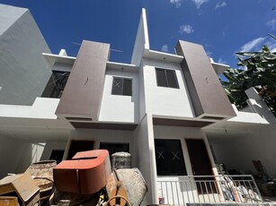 Townhouse For Sale In Bagbag, Quezon City