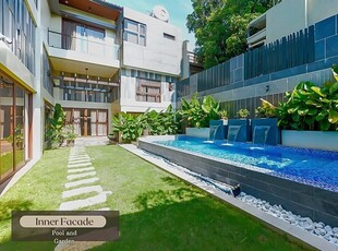 Villa For Sale In Paranaque, Metro Manila