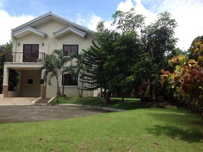 3 Bedrooms House For Rent in Greenwoods Village, Paliparan I, Dasmarinas, Cavite