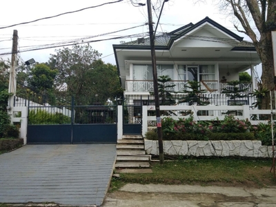 Big Commercial House and lot for sale in Tagaytay City, Cavite