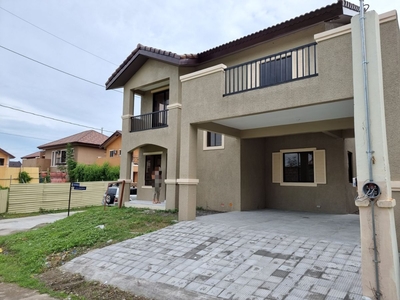Ponticelli Gardens 3 Bedroom House with 3 Toilet and Bath, 1 Car Parking