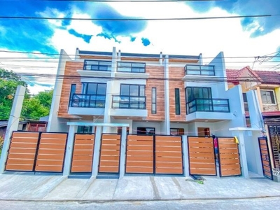10% Down payment 3 Storey Townhouse for sale in Las pinas