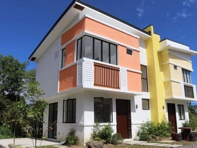 3 Bedrooms Duplex at Valenzia Enclave, General Trias, Cavite, For sale