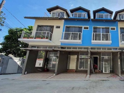 3 Storey Townhouse for sale in Tandang Sora Visayas Avenue and Mindanao Avenue
