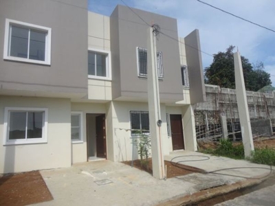 For Sale Townhouse Near Mindanao Ave. For As Low As 44,029 Monthly, Quezon City