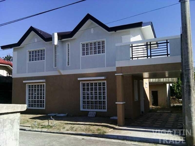 Chandra Model 232sqm House and lot for sale in Governors hills subdivision