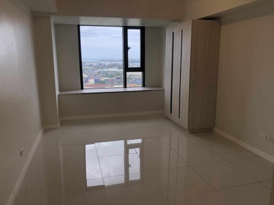 Fully Finished Studio Condominium Unit with Seaview in Mandani Bay Suites, Cebu