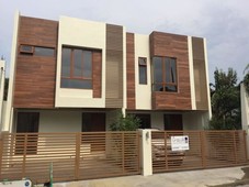 House and Lot Units (Duplex) in Betterliving, Paranaque for Sale