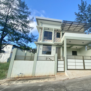 House For Sale In Dolores, Taytay