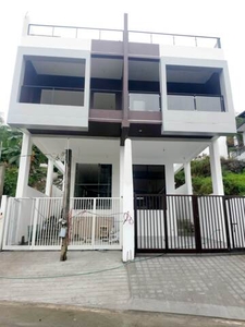 Townhouse For Sale In San Isidro, Taytay