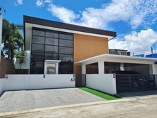 Modernistic 2 Storey Home in BF Paranaque For Sale