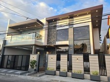 Stunning Brand-new Semi-Furnished Home in BF Resort Las Pinas with CCTV