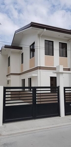 2-Bedrooms 2-Bathrooms Townhouse for Rent COLLIN VILLE SUBDIVISION Centennial Road, Batong Dalig, Kawit Cavite